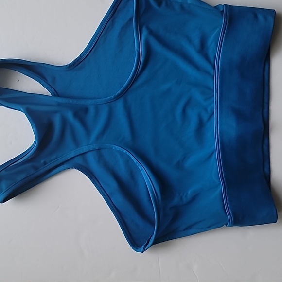 Sports Bra Gymshark Enhanced Cutout shoulders Blue SZ M - Picture 6 of 11